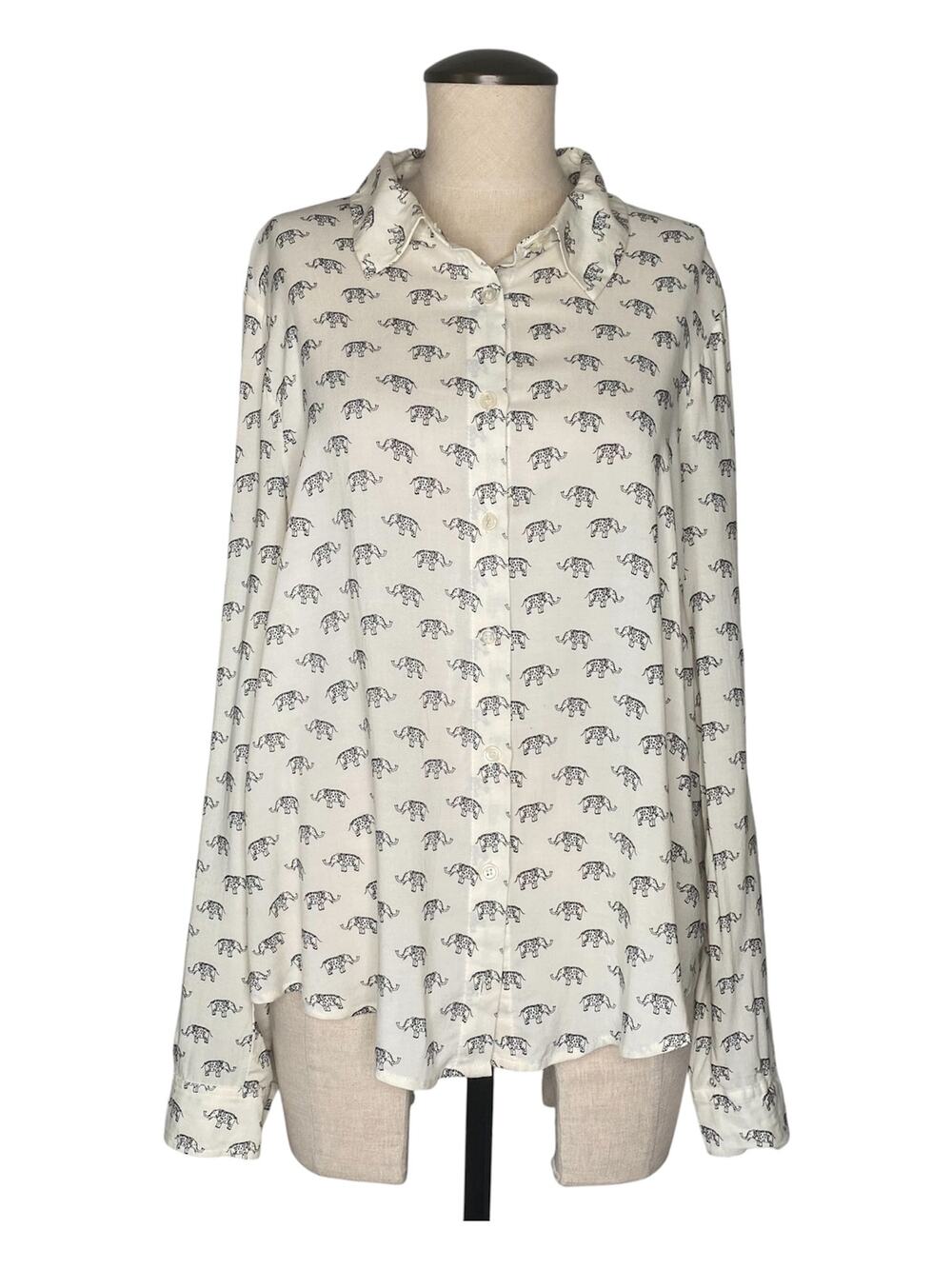 Forever 21 Elephant Print Button Down Shirt Size XL